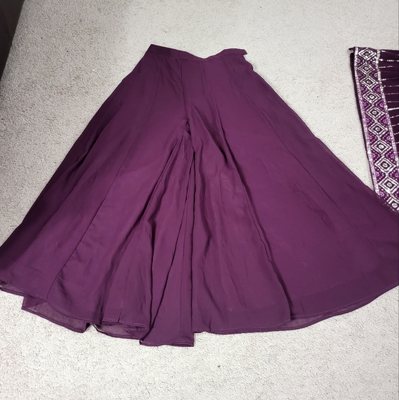 Salwaar Kameez - Picture 3 of 5